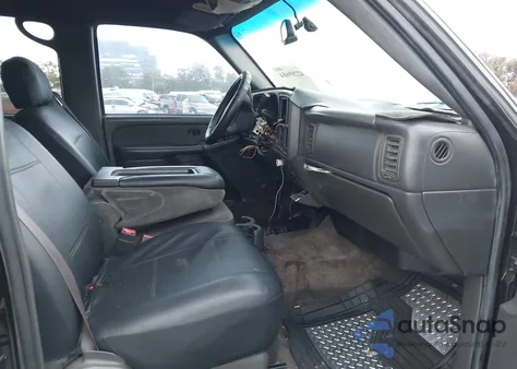 2003 Chevrolet Avalanche 1500 z USA, uszkodzony, nr VIN 3GNEC13T33G191705